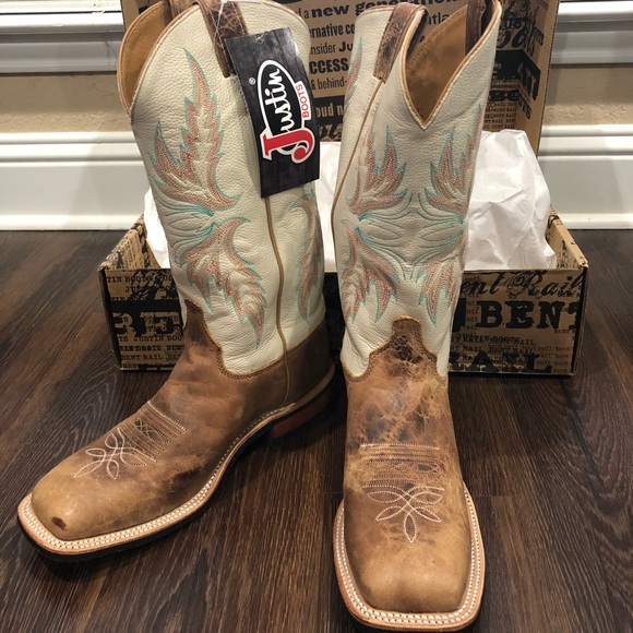 ivory cowgirl boots
